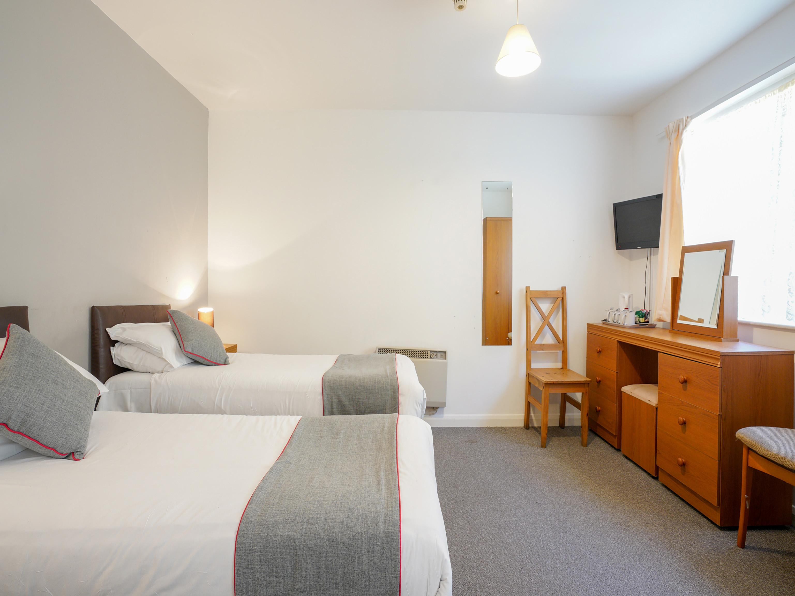 Oyo Shanklin Beach Hotel Екстериор снимка