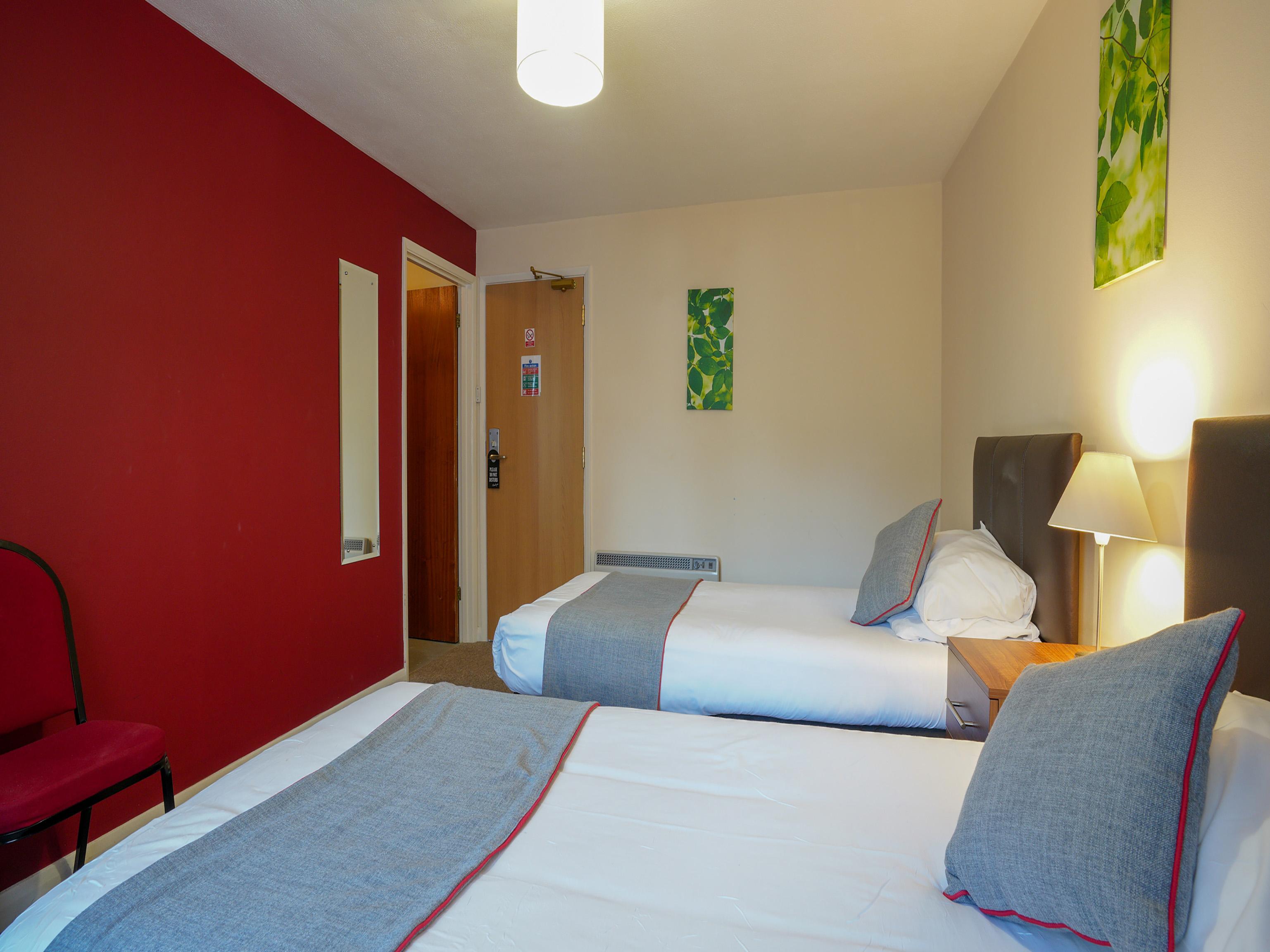 Oyo Shanklin Beach Hotel Екстериор снимка