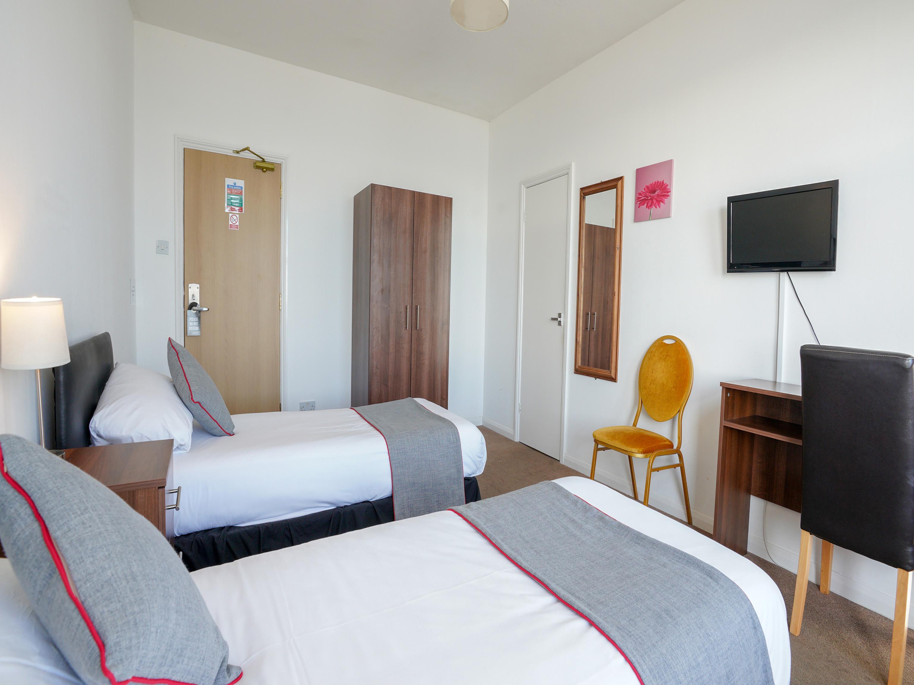 Oyo Shanklin Beach Hotel Екстериор снимка